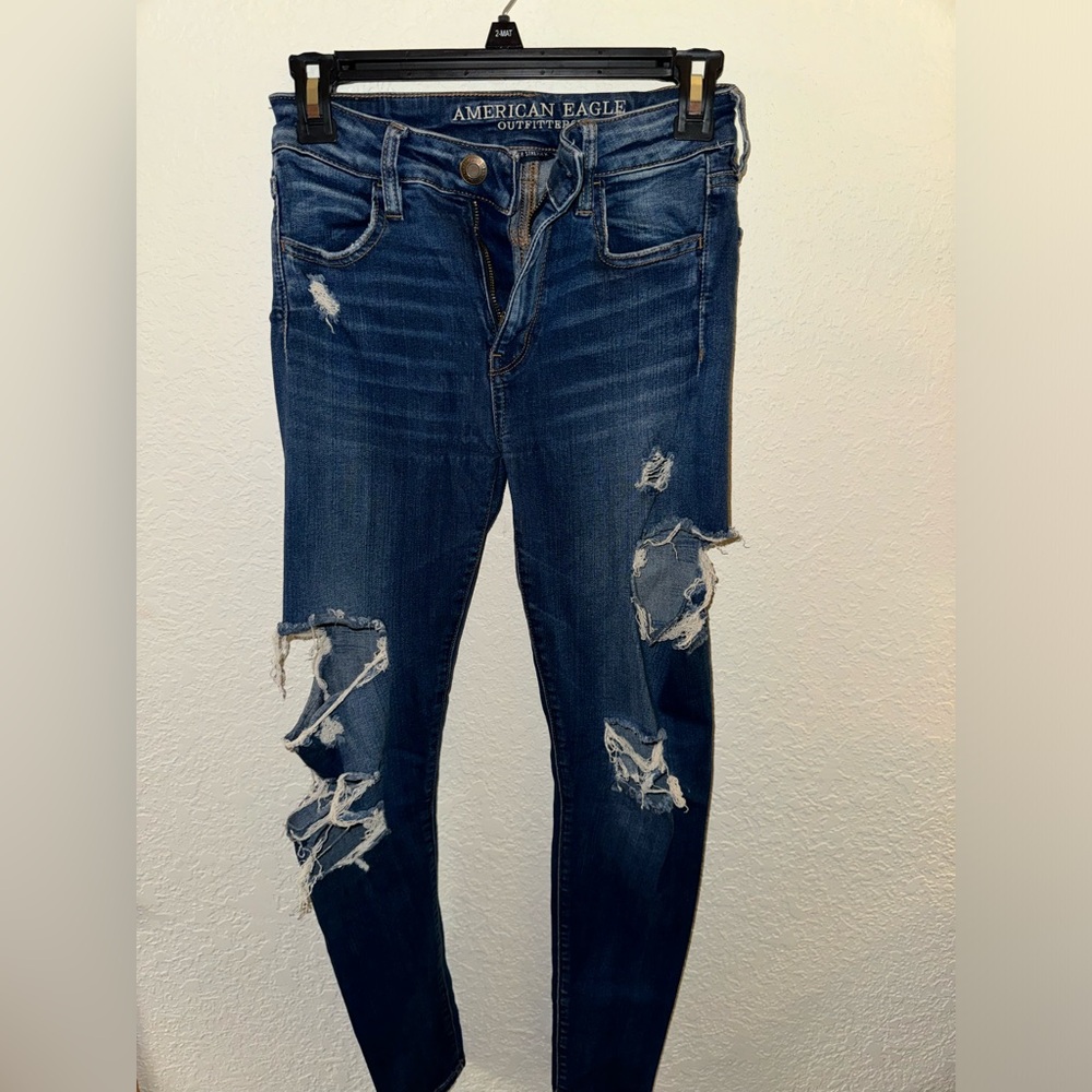 Women’s American Eagle Outfitters super stretch jeans